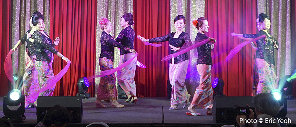 Sayang Sayang Dancers. Photos © Eric Yeoh